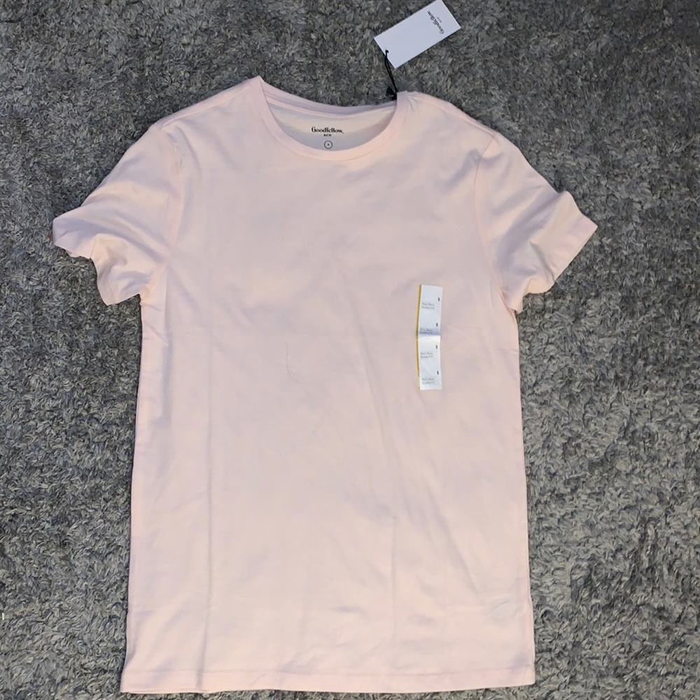 Light pink t-shirt
